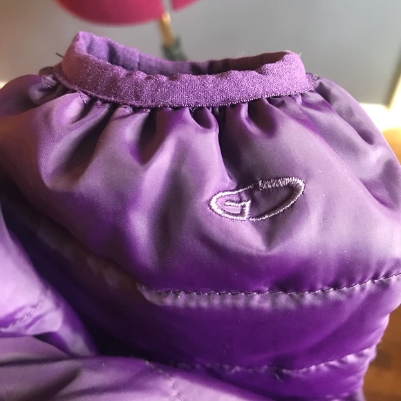 Lightweight Comfortable Zipup Jacket - Picture 3 of 3